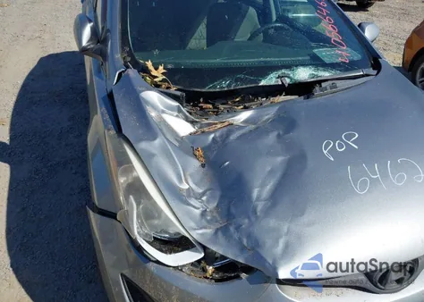 2015 Hyundai Elantra Se z USA, uszkodzony, nr VIN KMHDH4AE9FU353720